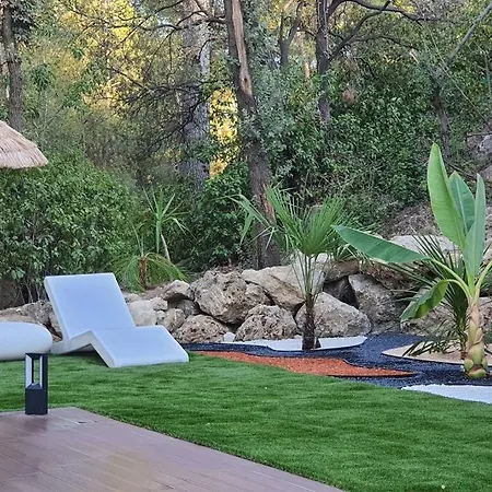 La Bonne Etoile ! Romantique ! Jacuzzi Et Piscine Марсель